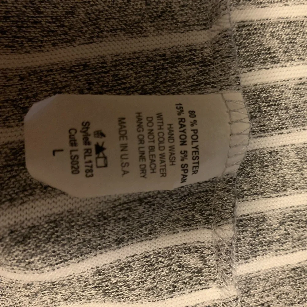 Pretty Gray and White Striped Cardigan  Size L  NWT - Picture 11 of 13